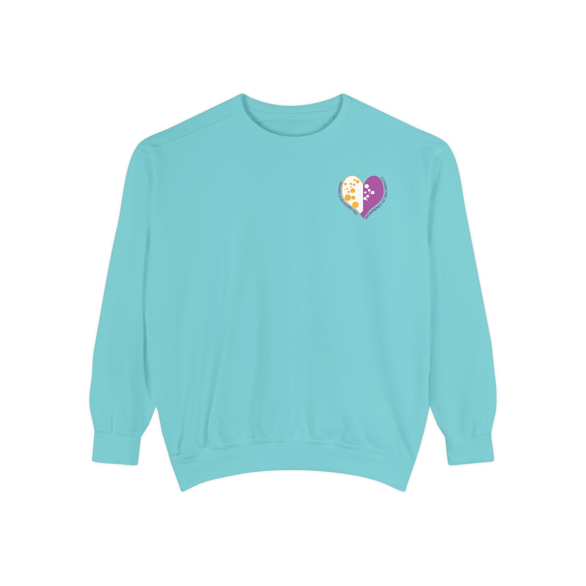Heart Sweatshirt for Grandma – Minimal Gift for Modern Grandma - en Français